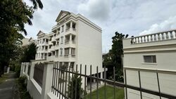 La Suisse (D11), Condominium #555585811